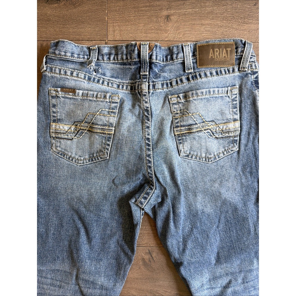 Ariat Men's Relaxed Straight Leg M4 Blue Denim Cotton 5-Pocket Jeans 36x32 READ